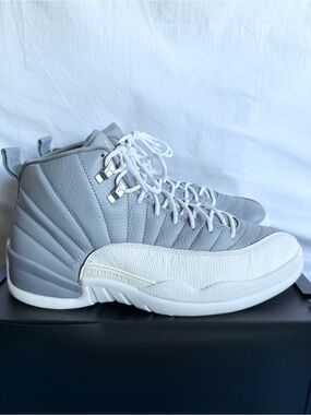 AUTHENTIC Jordan 12 Retro Stealth Grey size 10 CT8013-015 2022 PRE-OWNED